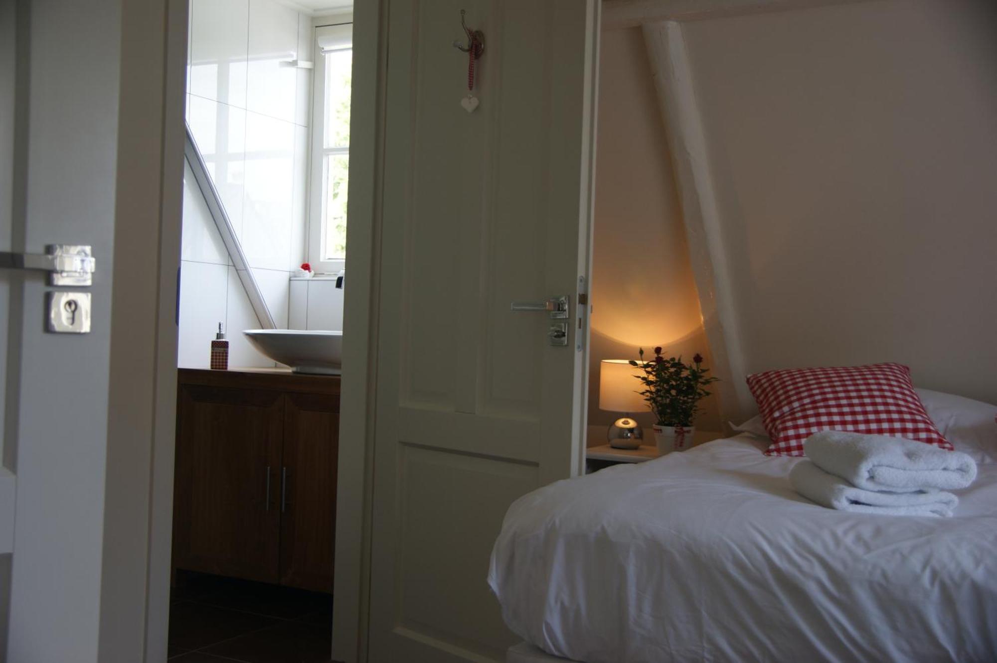 De Thuiskamer In Grou Als B&B Of Vakantiehuis Zewnętrze zdjęcie
