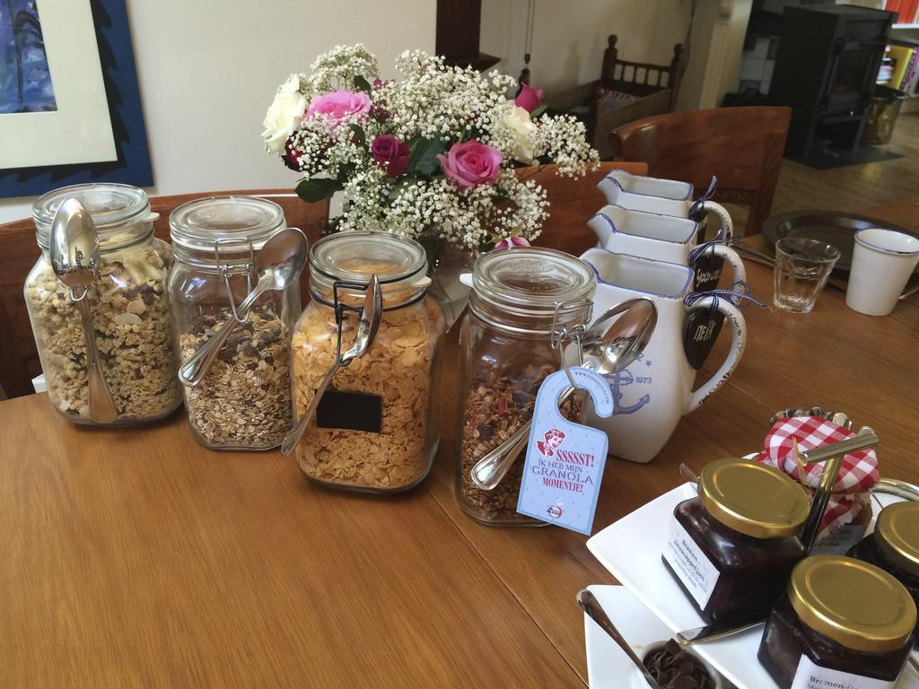 De Thuiskamer In Grou Als B&B Of Vakantiehuis Zewnętrze zdjęcie